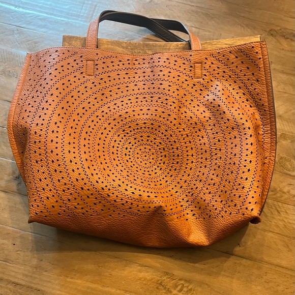 Vegan Leather Tote by Street Level - Picture 2 of 10
